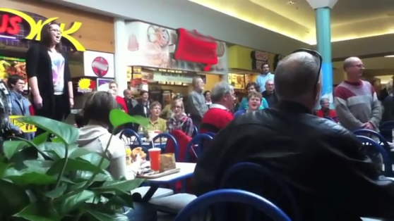 flash-mob-unsuspecting-food-court-surprised-by-hallelujah-chorus